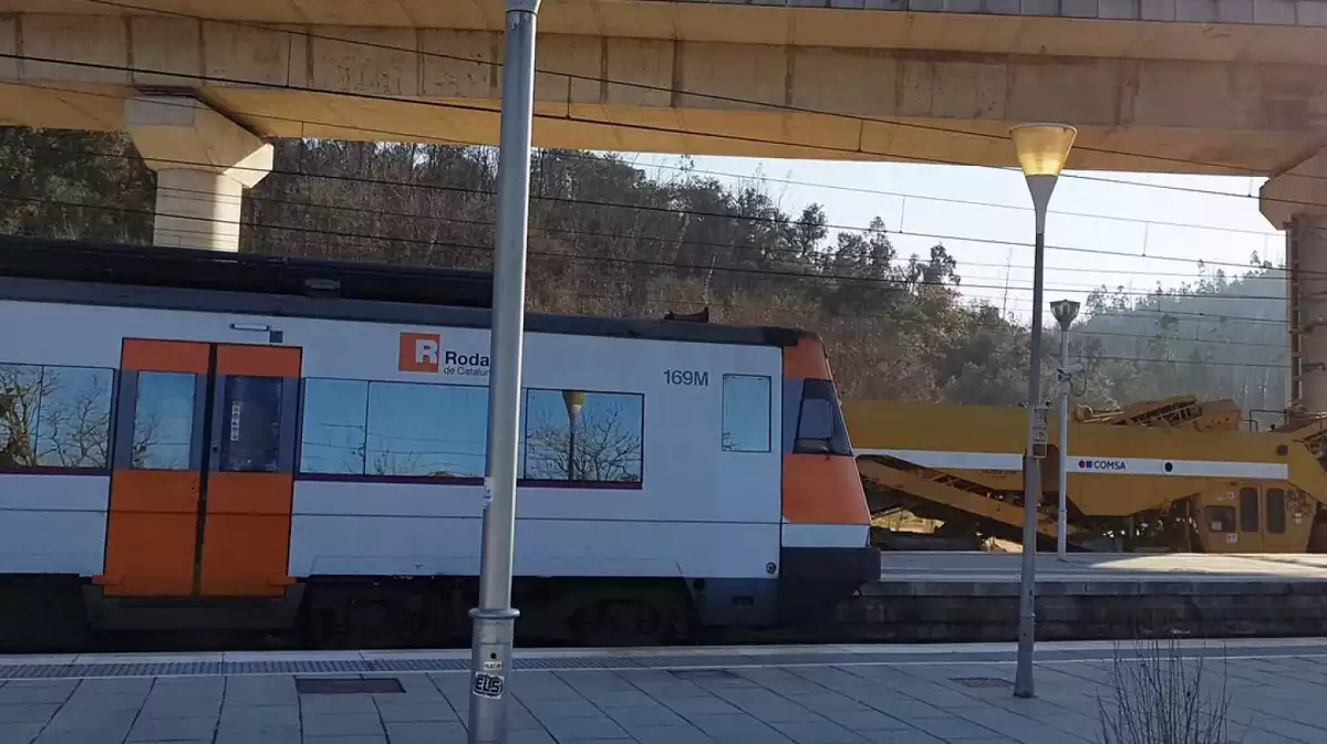 Una incidència tècnica està provocant importants retards a algunes línies de Rodalies