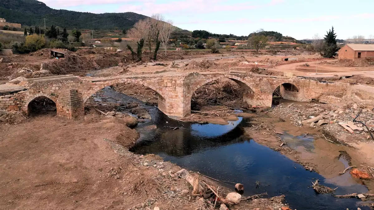El Pont Vell de Montblanc destruït pels aiguats del passat 22 d'octubre a la Conca de Barberà