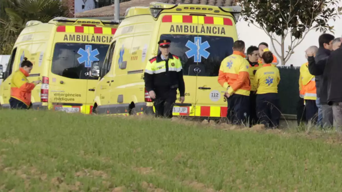 Els Mossos d'Esquadra a la zona on s'han trobat els cadàvers de dues nenes aquest divendres 13 de desembre