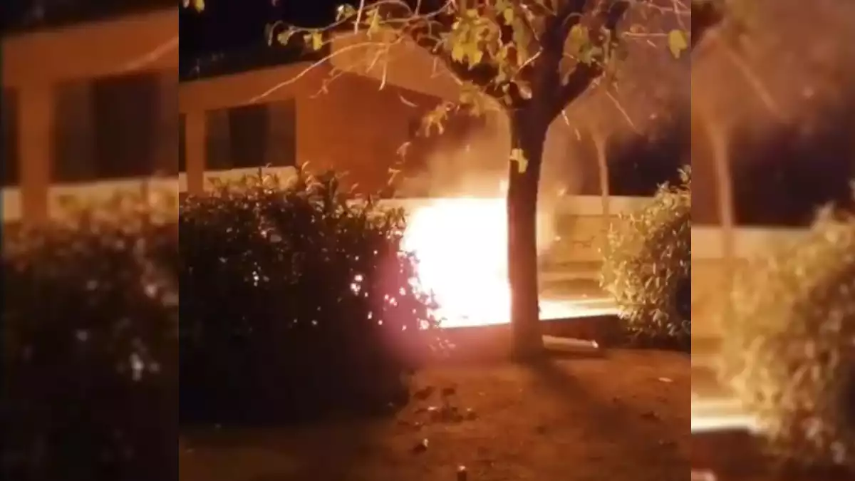 Imatge de l'incendi, al barri Juroca de Reus