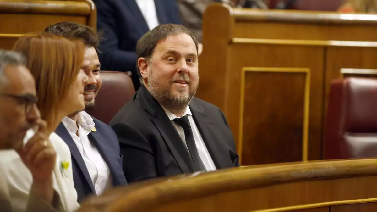 Oriol Junqueras, assegut al costat de Rufián al Congrés dels Diputats