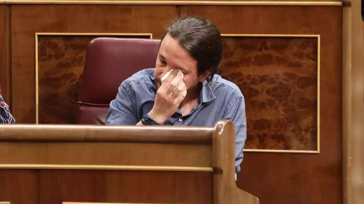Pablo Iglesias, plorant al Congrés dels Diputats, el 30 de maig de 2018.