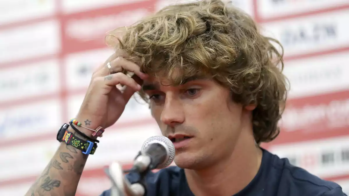 Antoine Griezmann a una roda de premsa al Japó (22-01-19)