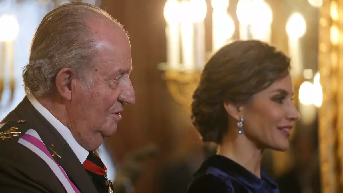 La reina Letícia i el rei Joan Carles al Palau Reial (6-01-18)