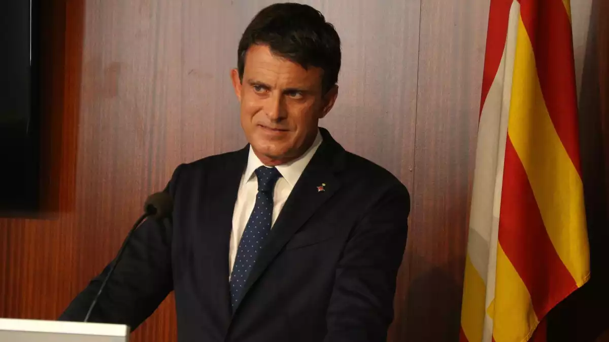 El regidor de l'Ajuntament de Barcelona, Manuel Valls, en roda de premsa el 19 de juny del 2019