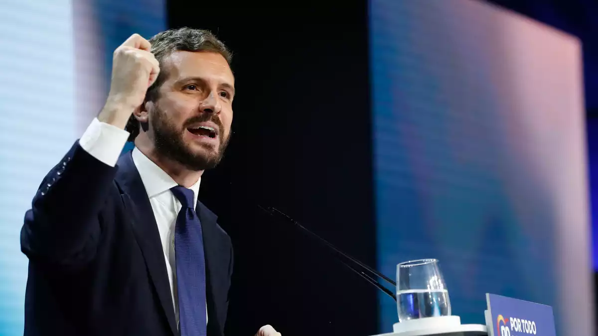 Pablo Casado durante un mitin en el cierre de campaña electoral el 8 de noviembre