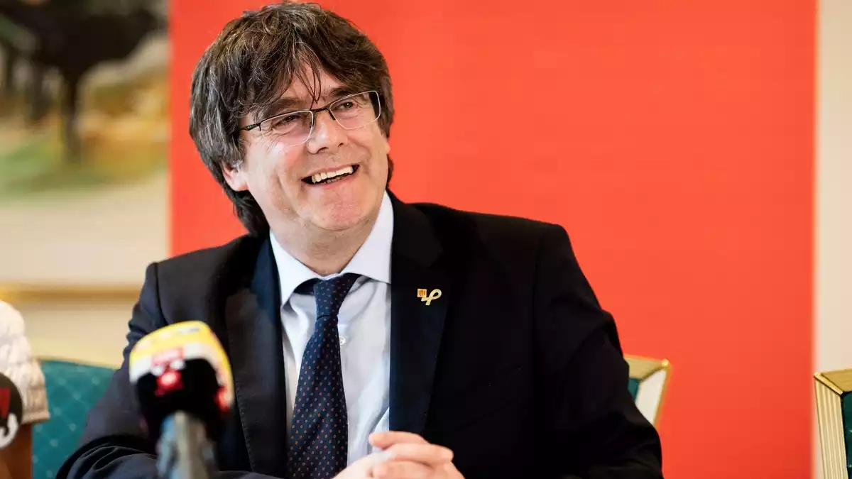 Carles Puigdemont parlant a Hamburg sobre la situació política catalana (3-6-19)