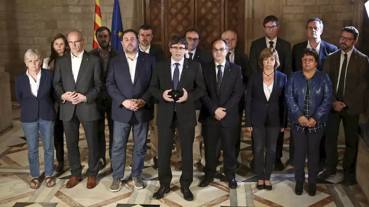 El govern de Catalunya en la seva intervenció televisada l'1 d'octubre de 2017.