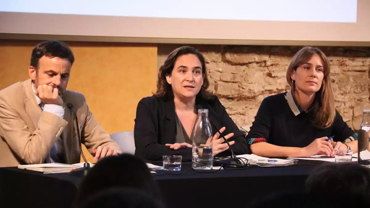 Jaume Asens, Ada Colau i Jessica Albiach, en un acte de Catalunya en Comú.