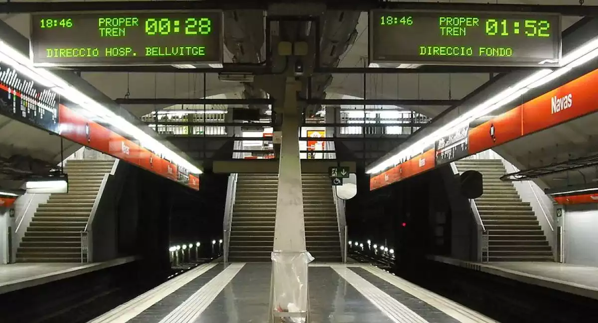 La parada Navas de la línia 1 del metro de Barcelona