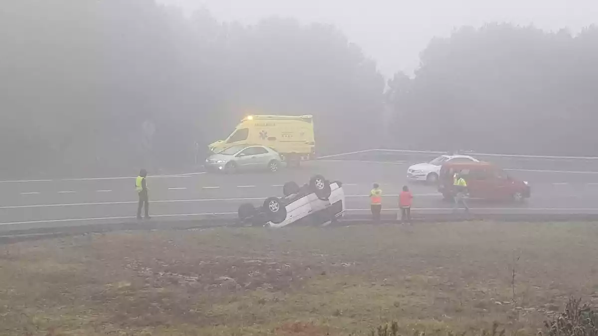 Imatge d'un accident al 'tomb de la paella', a l'N-240