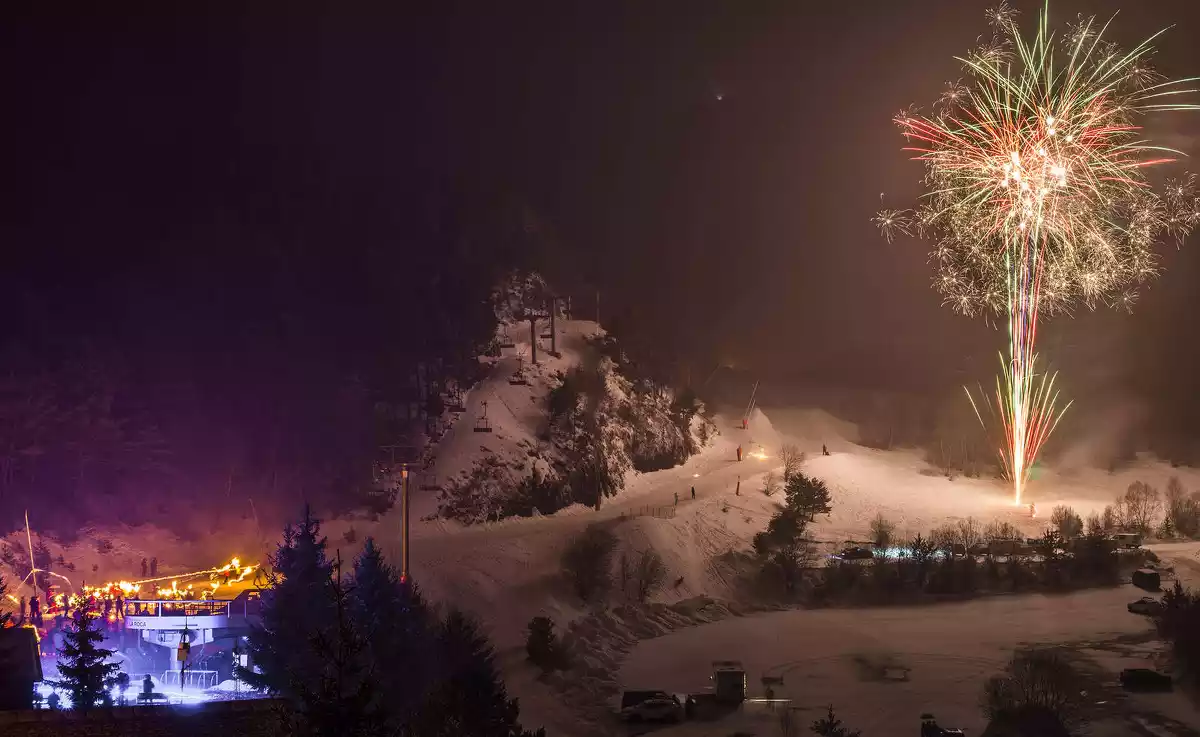 focs artificials a les pistes d'esquí d'Espot