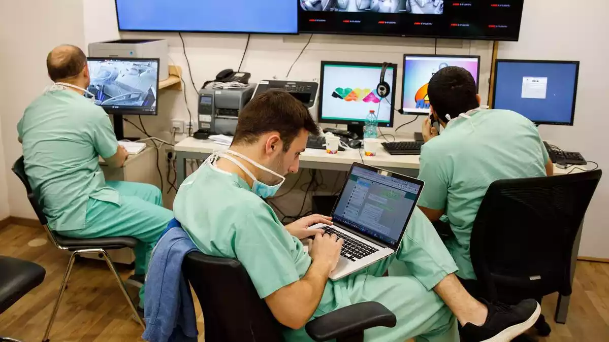 Metges de Tel Aviv treballant contra el coronavirus el 20 de març de 2020