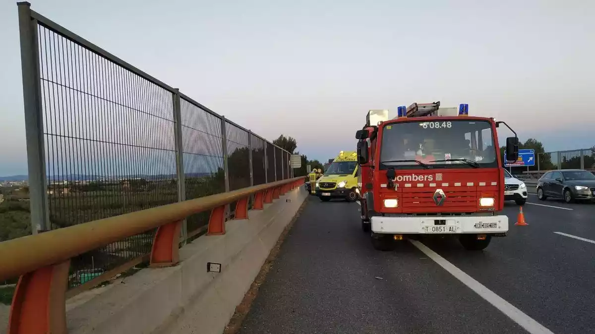 Imatge de l'accident a la T-11 aquest dijous, 5 de març