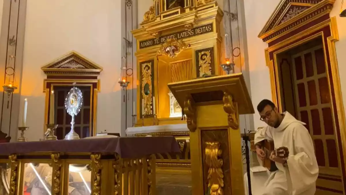 Adoració al Santíssim a l'església de Riudoms