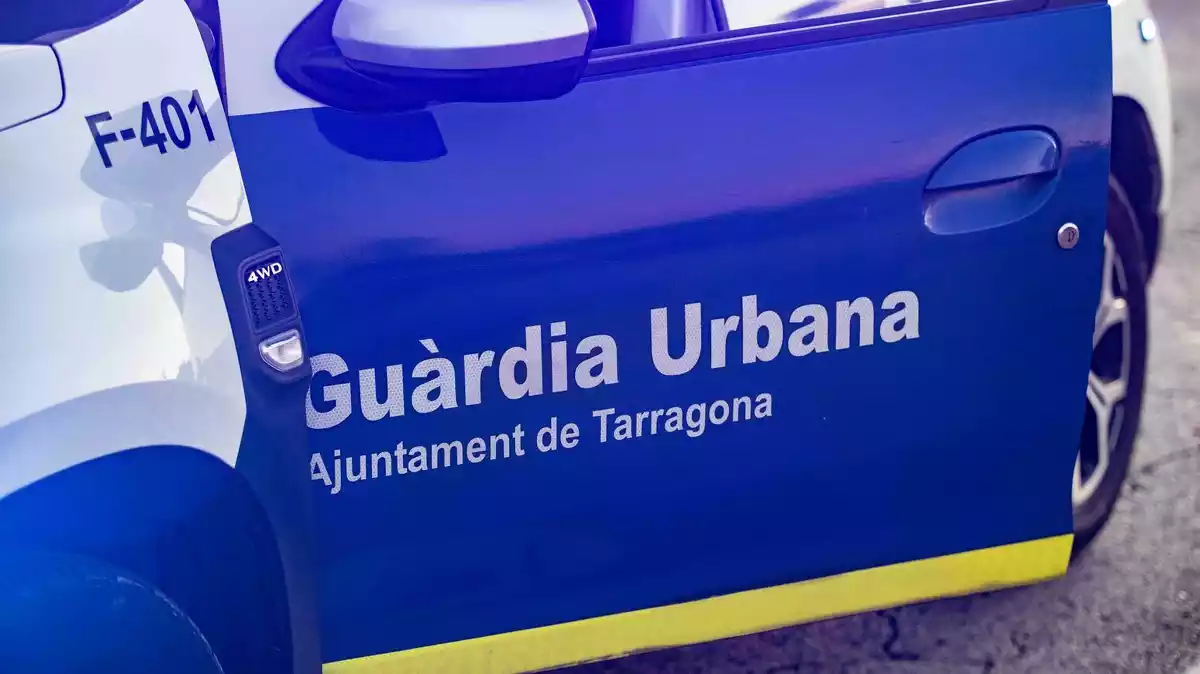 Imatge d'arxiu d'una patrulla de la Guàrdia Urbana de Tarragona.