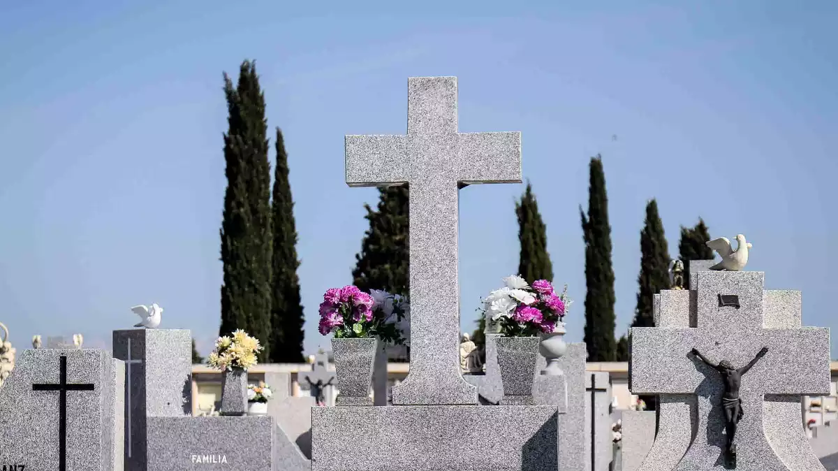 Cementiri del Sud de Madrid durant la segona setmana de confinament pel coronavirus el 29 de març del 2020