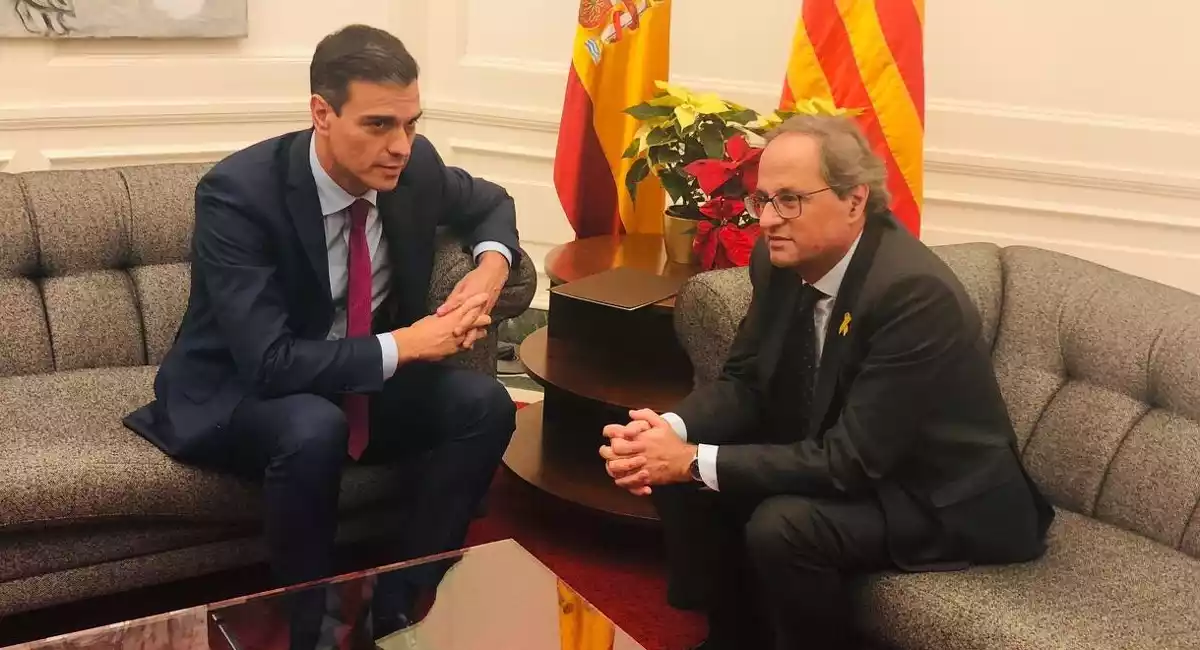 Pedro Sánchez i Quim Torra, a la reunió mantinguda al Palau de Pedralbes el 20 de desembre de 2018.