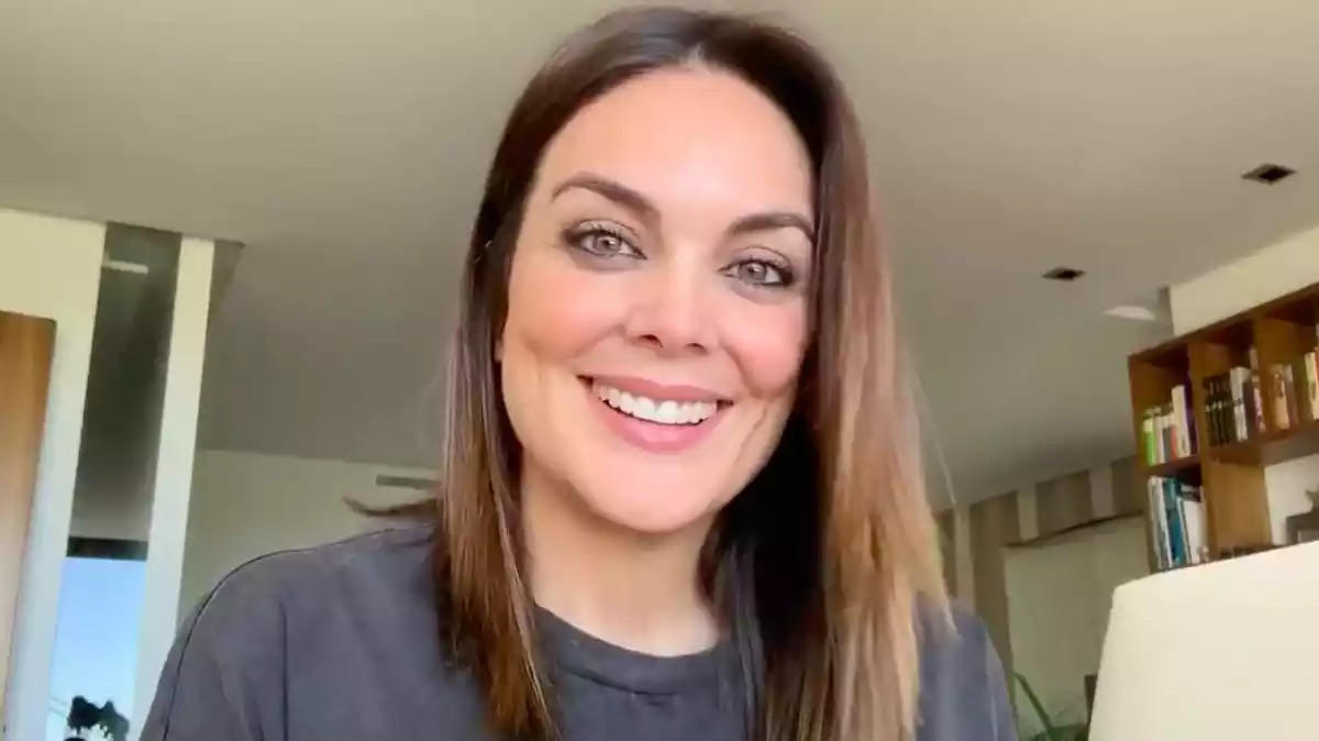Mónica Carrillo en un vídeo a Twitter, 04/04/2020