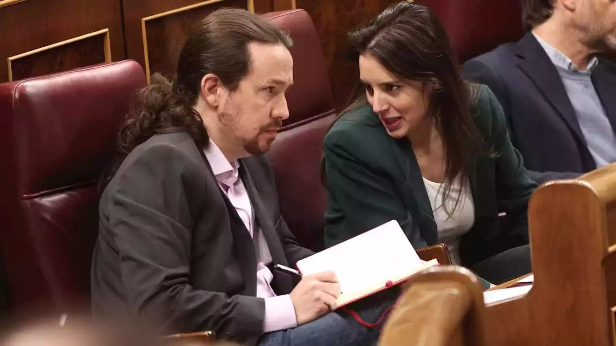 Pablo Iglesias i Irene Montero, al Congrés dels Diputats el 5 de gener de 2020.