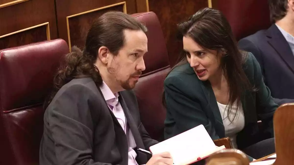 Pablo Iglesias i Irene Montero, al Congrés dels Diputats el 5 de gener de 2020.