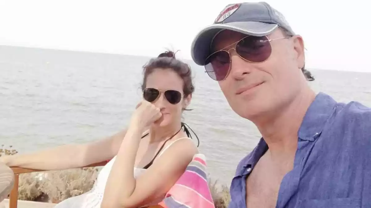 Pedro Solà i Elena Molinero a la vora del mar en una imatge del seu instagram