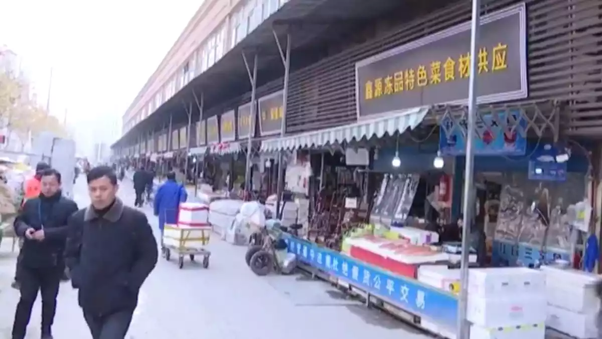 El mercat de Wuhan on se sospita que es va originar el brot de coronavirus