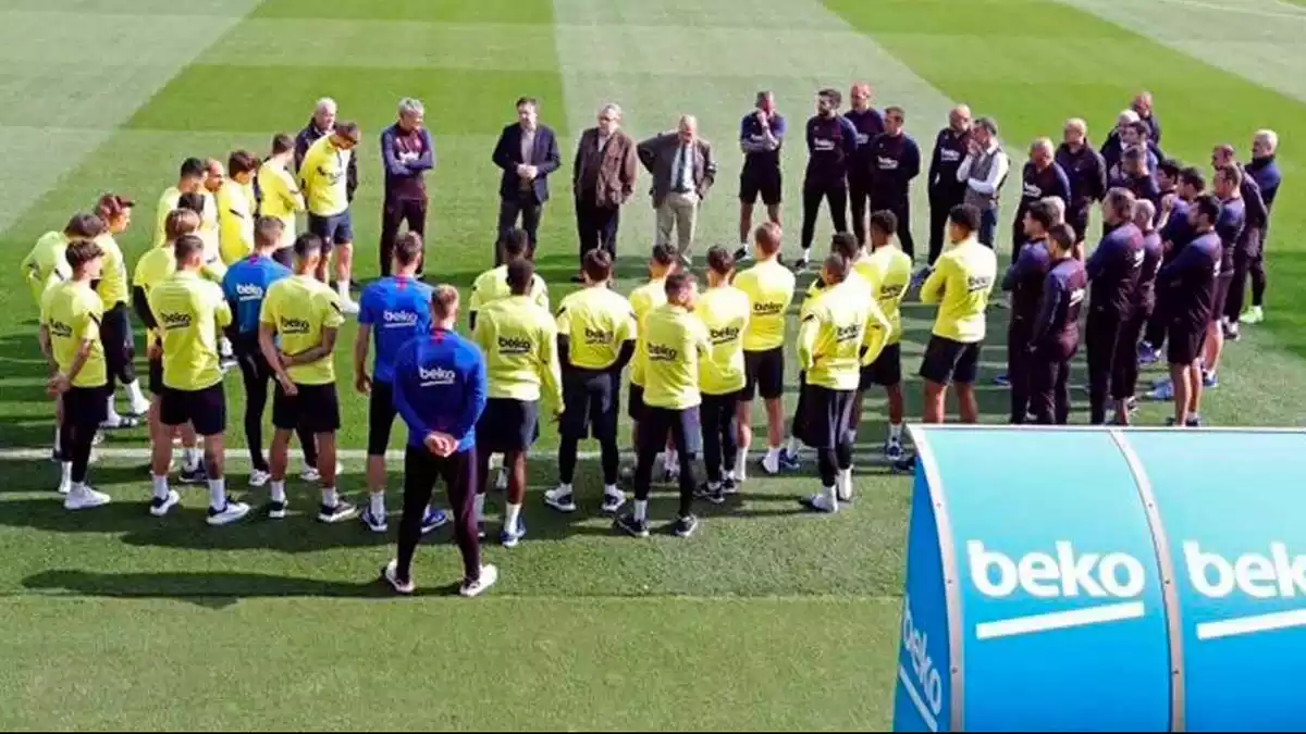 Jugadors de la primera plantilla del Barça amb Josep Bartomeu, 13 de març 2020