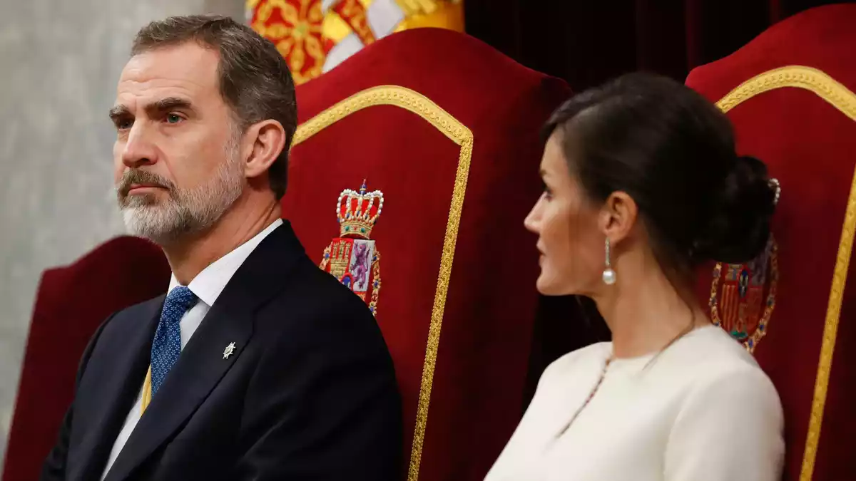 El rei Felip i Letícia en la cerimònia d'inici de lesgislatura al Congrés el 3 de febrer de 2020