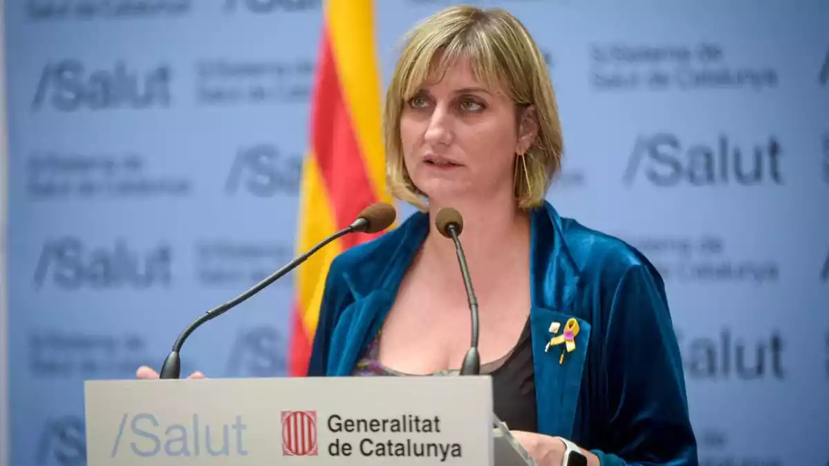 Pla mitjà de la consellera de Salut, Alba Vergés, en roda de premsa el 22 d'abril del 2020