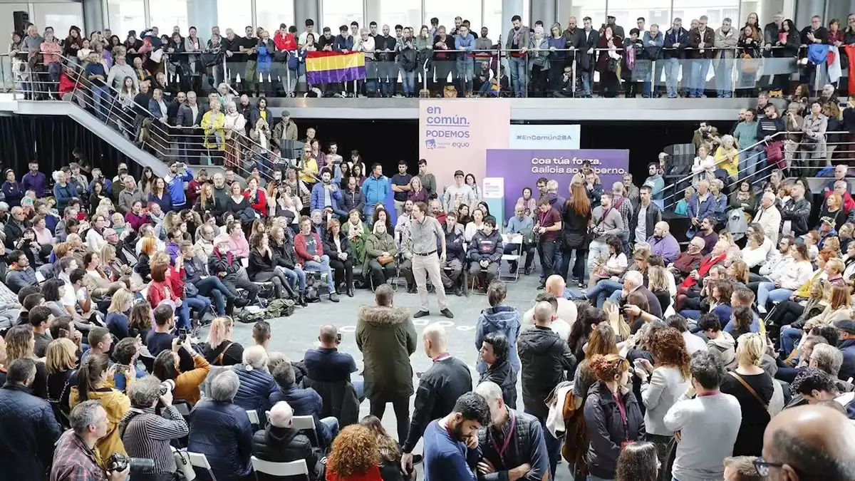 Un míting de Podem.