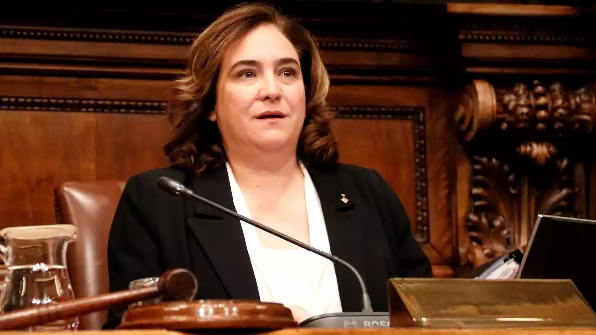 Ada Colau, en un ple a l'Ajuntament de Barcelona l'any 2019.