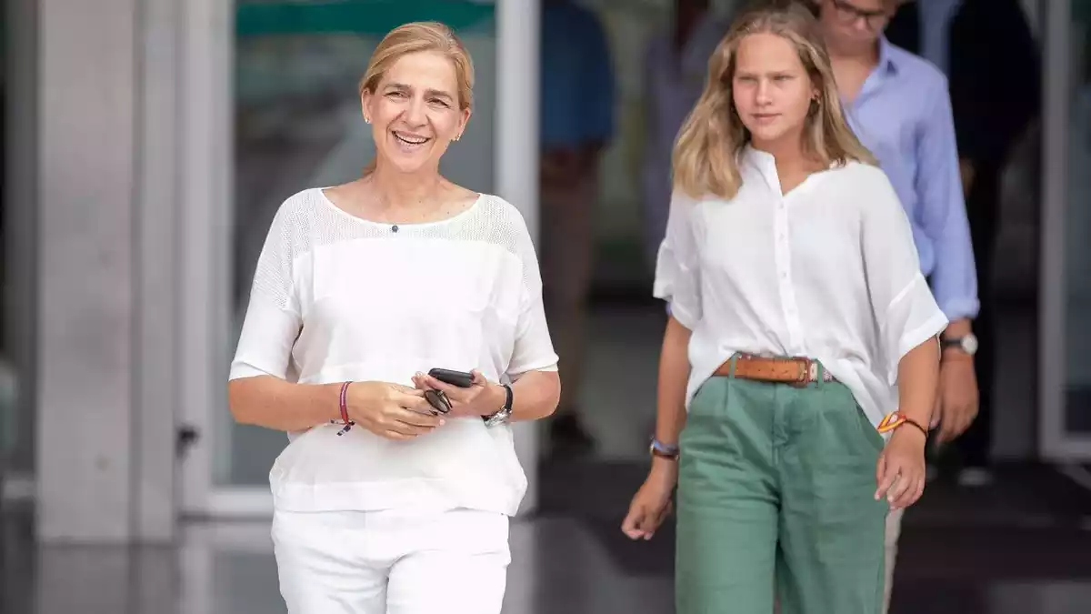 Infanta Cristina y su hija, Irene Urdangarin, en Pozuelo de Alarcón (Madrid) Lunes 26 de agosto de 2019